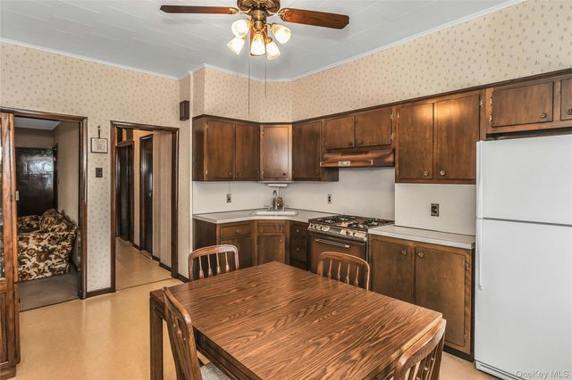 61-22 56th Drive, Maspeth, NY 11378