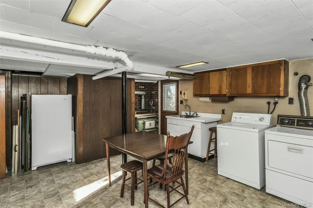 61-22 56th Drive, Maspeth, NY 11378