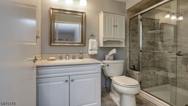 520 Turnpike C222 222, Pequannock Twp., NJ 07444