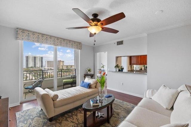 2880 NE 14th St. Causeway 904, Pompano Beach, FL 33062