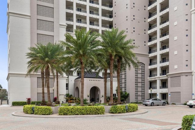 2880 NE 14th St. Causeway 904, Pompano Beach, FL 33062