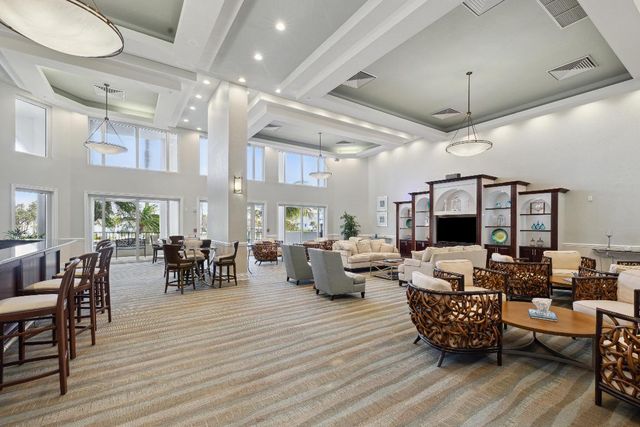 2880 NE 14th St. Causeway 904, Pompano Beach, FL 33062