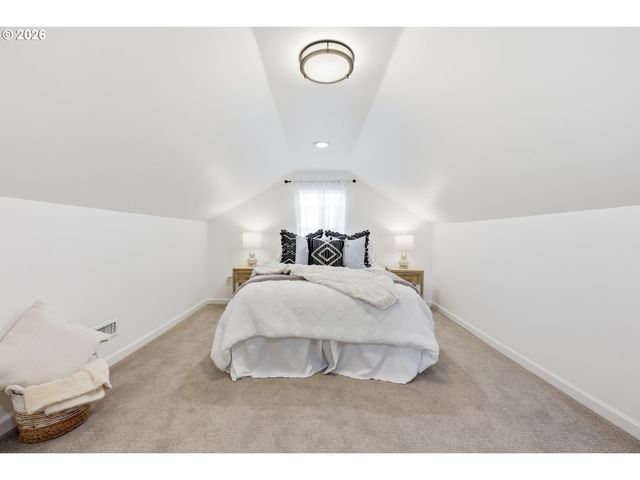 1830 N KILPATRICK St, Portland, OR 97217