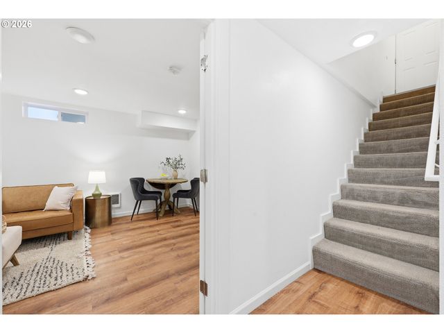 1830 N KILPATRICK St, Portland, OR 97217