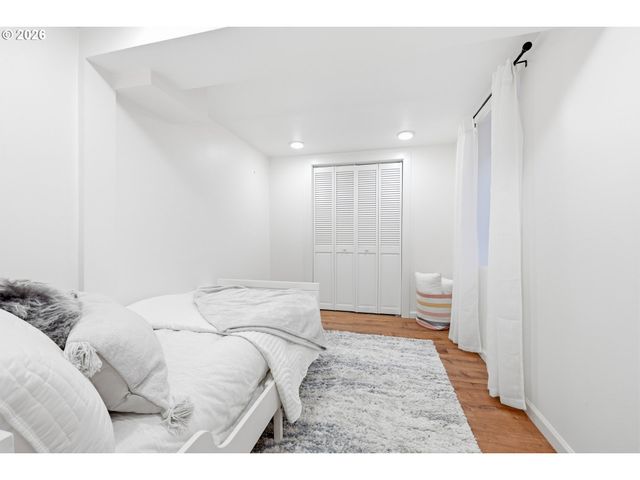 1830 N KILPATRICK St, Portland, OR 97217