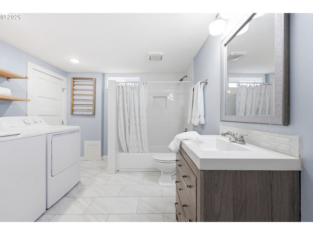 1830 N KILPATRICK St, Portland, OR 97217