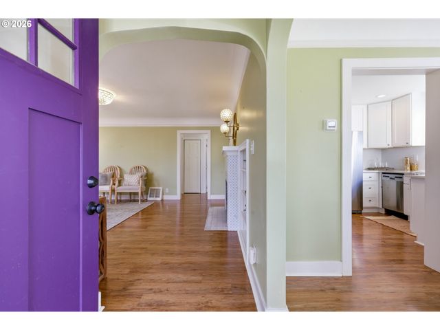 1830 N KILPATRICK St, Portland, OR 97217