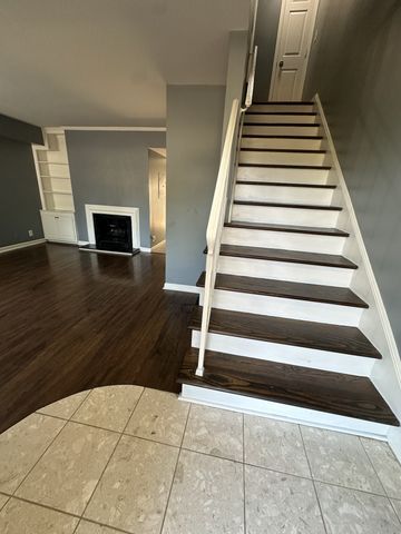 8300 Sawyer Brown Rd Apt E302, Nashville, TN 37221