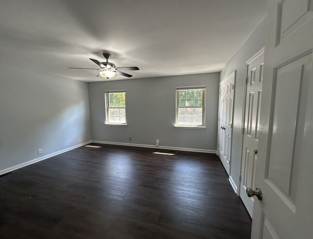 8300 Sawyer Brown Rd Apt E302, Nashville, TN 37221