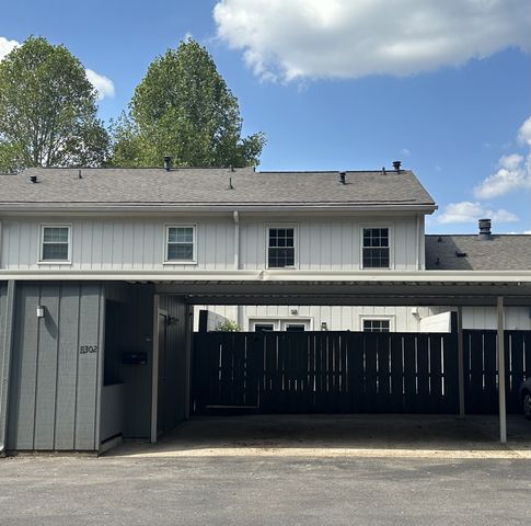 8300 Sawyer Brown Rd Apt E302, Nashville, TN 37221