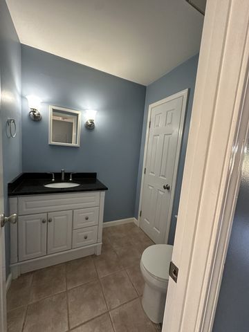 8300 Sawyer Brown Rd Apt E302, Nashville, TN 37221