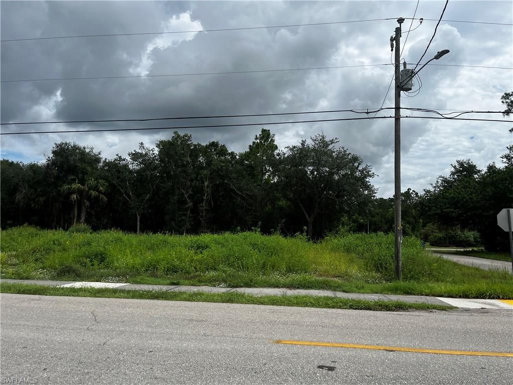 1707 E 6TH ST, LEHIGH ACRES, FL 33972 — exterior