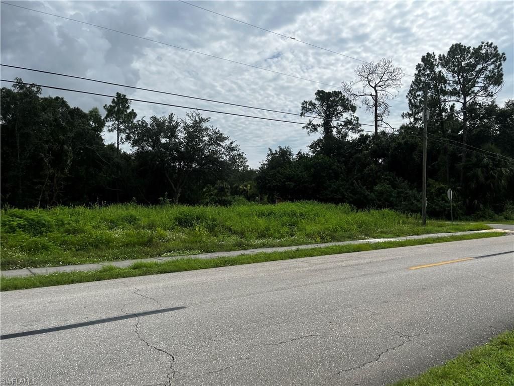 1707 E 6TH ST, LEHIGH ACRES, FL 33972 — photo 3