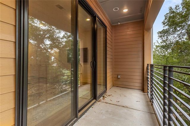 112 Rogers Street 303, Atlanta, GA 30317