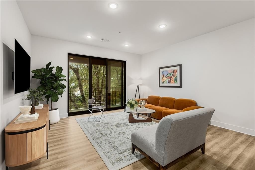 112 Rogers Street 303, Atlanta, GA 30317