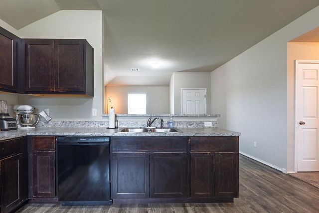 1917 Timber Dale Drive, Shawnee, OK 74804