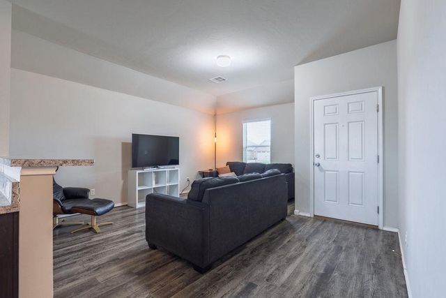 1917 Timber Dale Drive, Shawnee, OK 74804