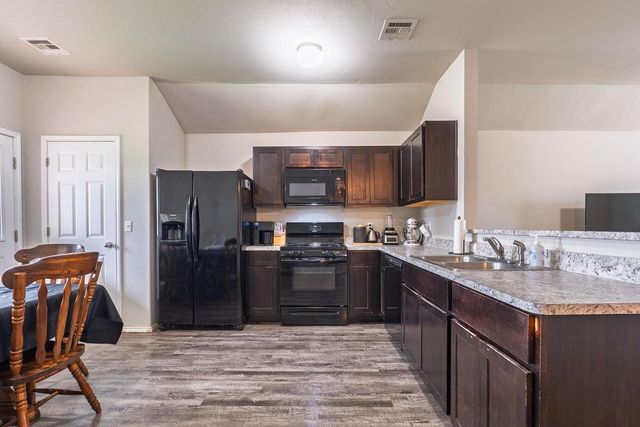 1917 Timber Dale Drive, Shawnee, OK 74804