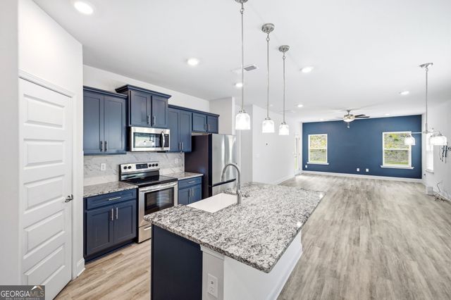 308 Magnolia Villas Drive, Cornelia, GA 30531