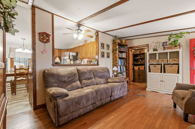 253 Henslee Rd, Shelbyville, TN 37160