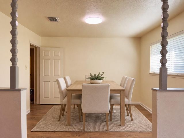 17014 Forest Bend Avenue, Friendswood, TX 77546