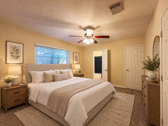 17014 Forest Bend Avenue, Friendswood, TX 77546