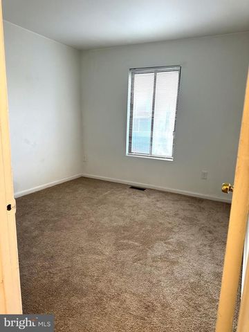 2112 BERGER PL, Herndon, VA 20170