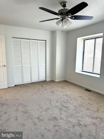 2112 BERGER PL, Herndon, VA 20170