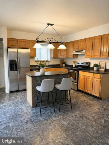 2112 BERGER PL, Herndon, VA 20170