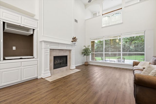 2214 Woods Edge Court, Corinth, TX 76210