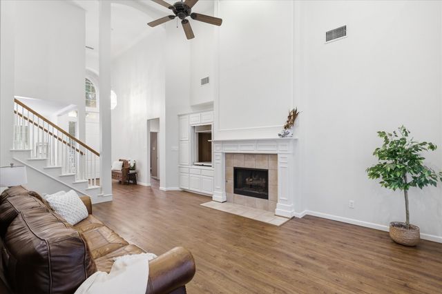 2214 Woods Edge Court, Corinth, TX 76210