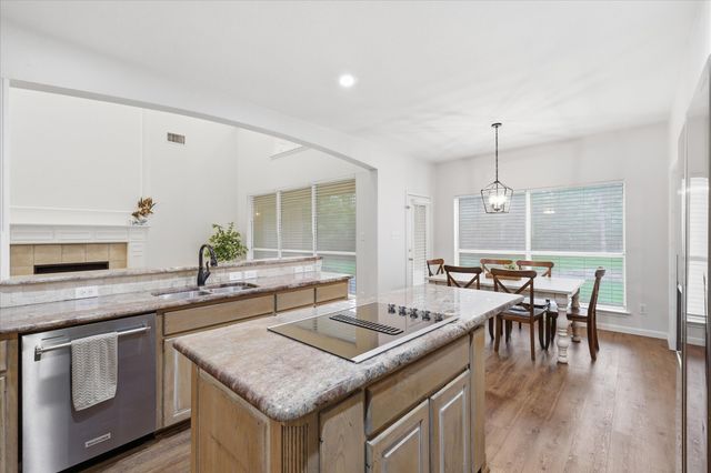 2214 Woods Edge Court, Corinth, TX 76210