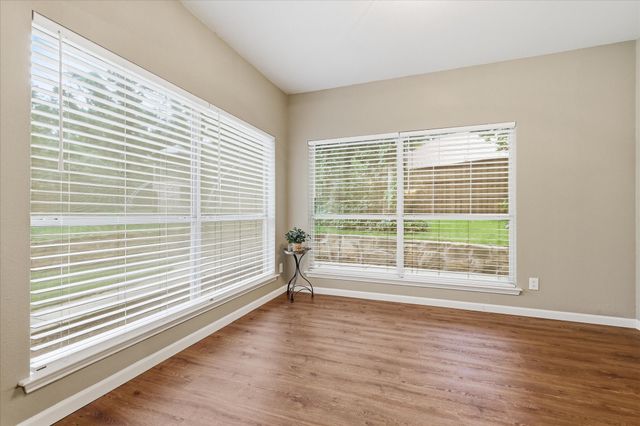 2214 Woods Edge Court, Corinth, TX 76210