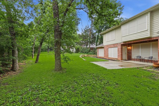 2214 Woods Edge Court, Corinth, TX 76210