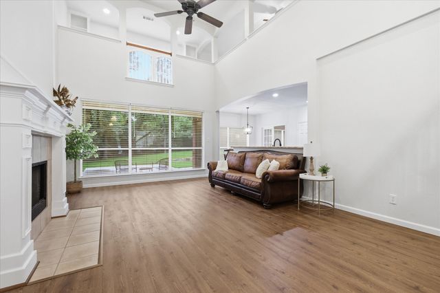 2214 Woods Edge Court, Corinth, TX 76210