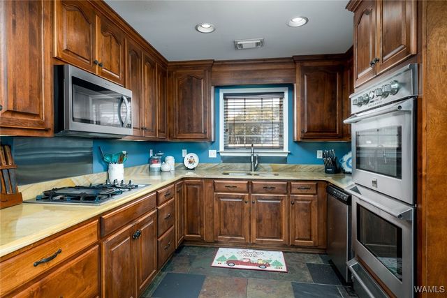 17471 N Hagler, Northport, AL 35475