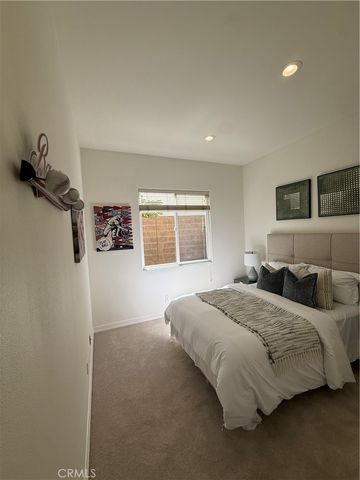 22 Camellia, Irvine, CA 92620