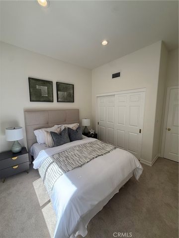 22 Camellia, Irvine, CA 92620