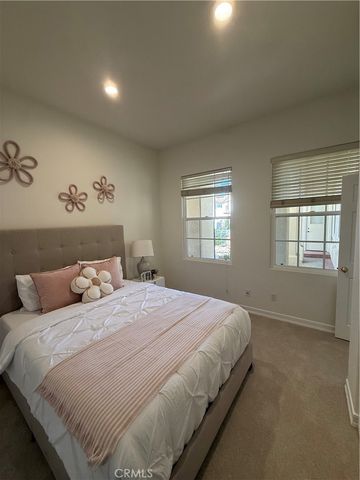 22 Camellia, Irvine, CA 92620