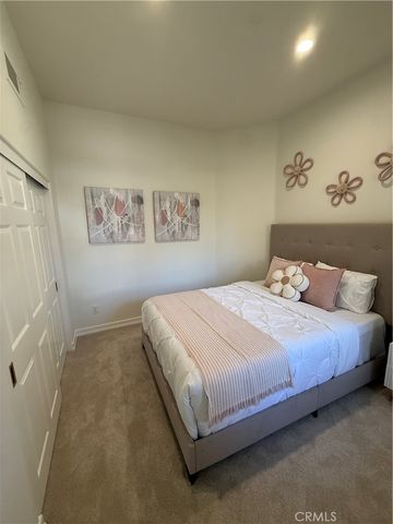 22 Camellia, Irvine, CA 92620