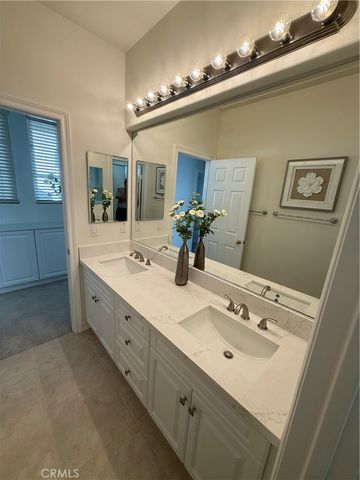 22 Camellia, Irvine, CA 92620