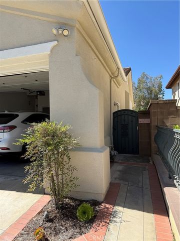 22 Camellia, Irvine, CA 92620