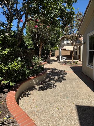 22 Camellia, Irvine, CA 92620