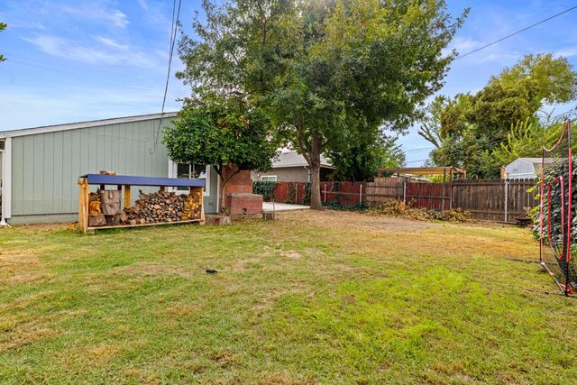 750 Casselman Dr, West Sacramento, CA 95605