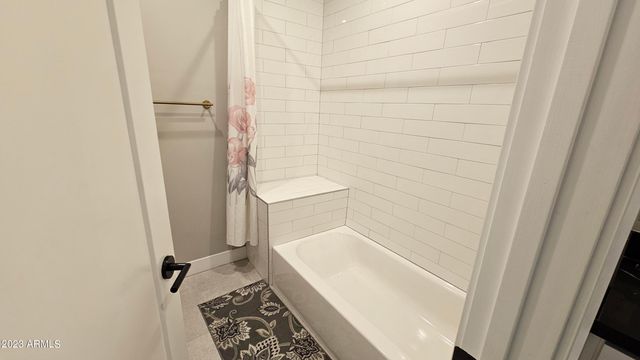 1111 E MISSOURI Avenue 3, Phoenix, AZ 85014