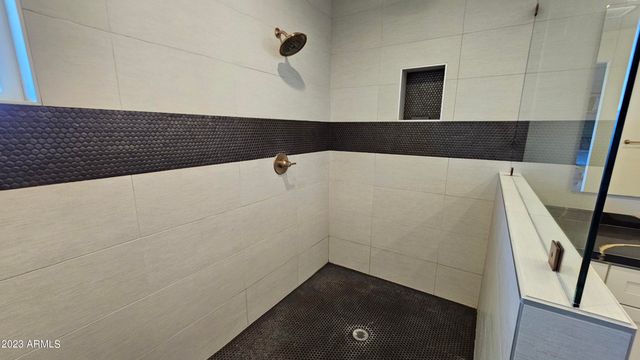 1111 E MISSOURI Avenue 3, Phoenix, AZ 85014