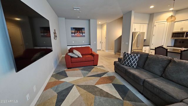 1111 E MISSOURI Avenue 3, Phoenix, AZ 85014