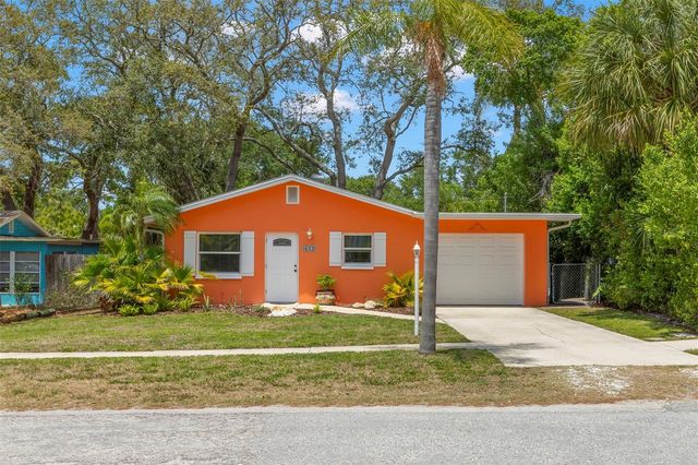 422 KENTUCKY AVENUE, Crystal Beach, FL 34681