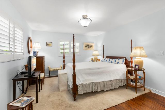 422 KENTUCKY AVENUE, Crystal Beach, FL 34681