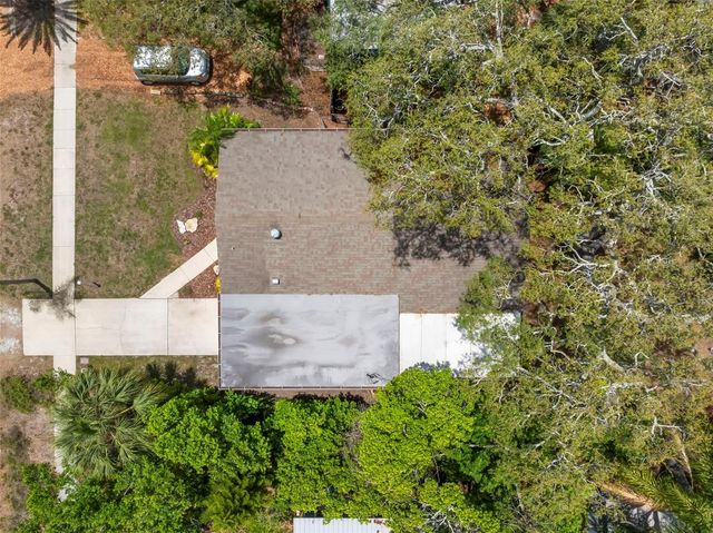 422 KENTUCKY AVENUE, Crystal Beach, FL 34681
